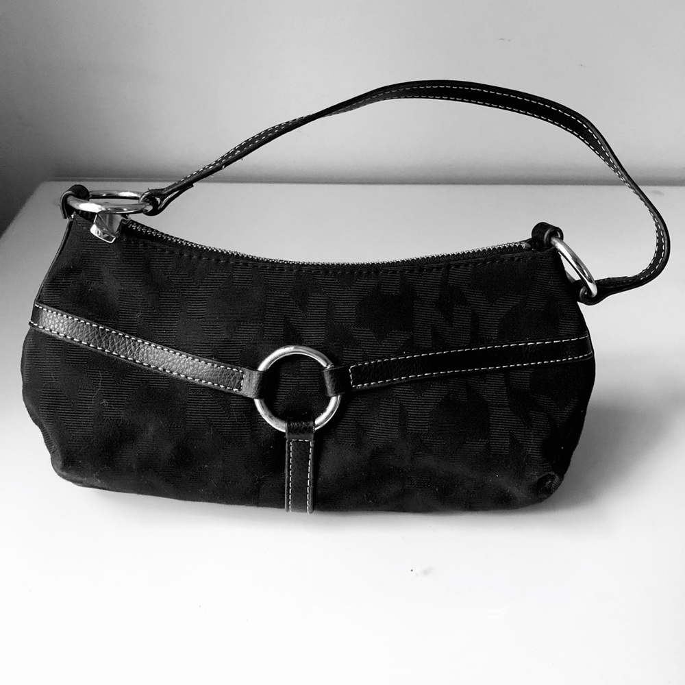 New York & Company small shoulder handbag purse